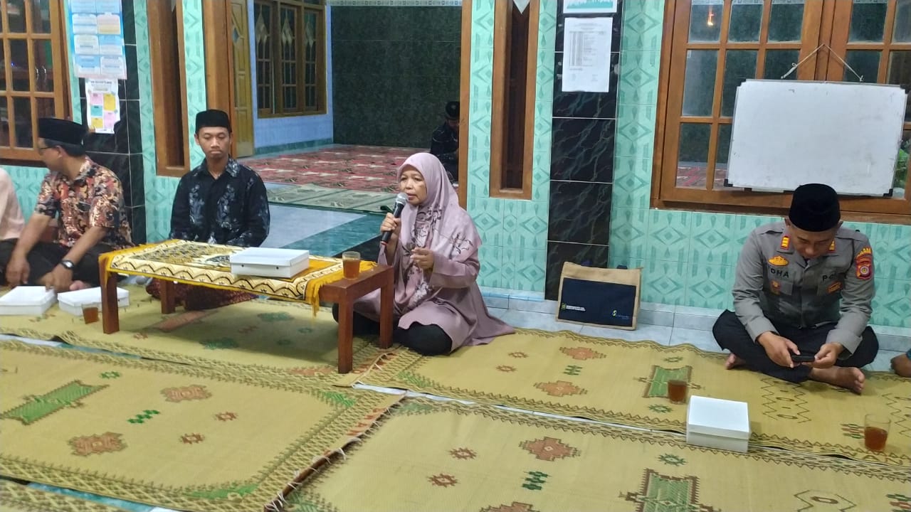 Safari Tarawih Tingkat Kapanewon Kokap di Gunung Rego, Panewu Kokap Apresiasi Kegiatan PSN